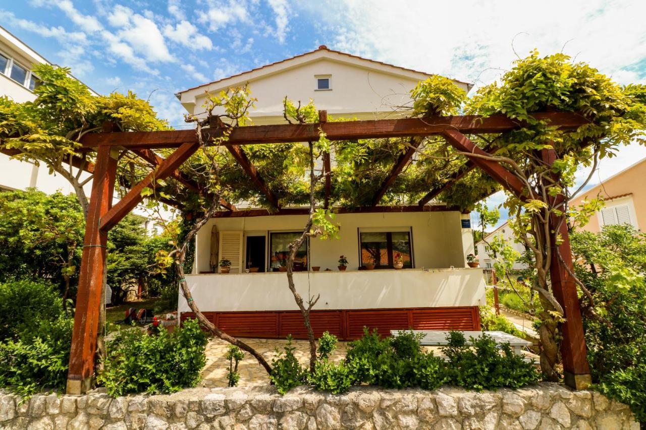 Apartments Edo With Terrace Baška Eksteriør bilde