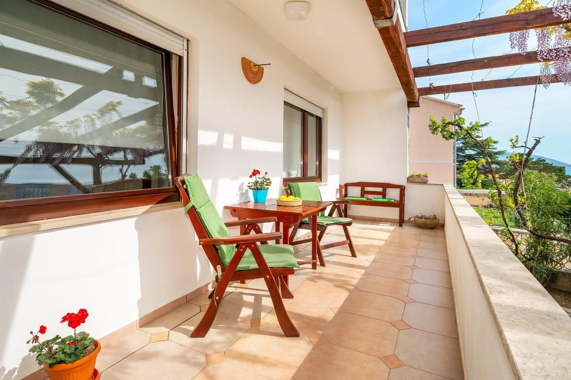 Apartments Edo With Terrace Baška Eksteriør bilde